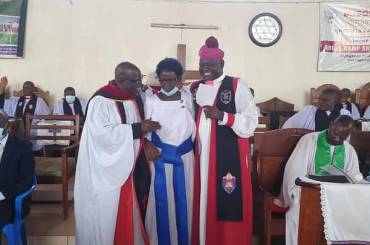 Busoga Diocese receives back Canon Samuel Lubogo Kamanya.