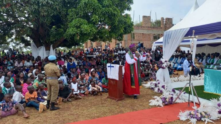 BUYENDE: Archbishop Kaziimba “fishes fishermen” at Bukungu landing site as hundreds give their lives to Christ